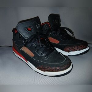 Nike Jordan Spizike GS little boys size 1 black red and white